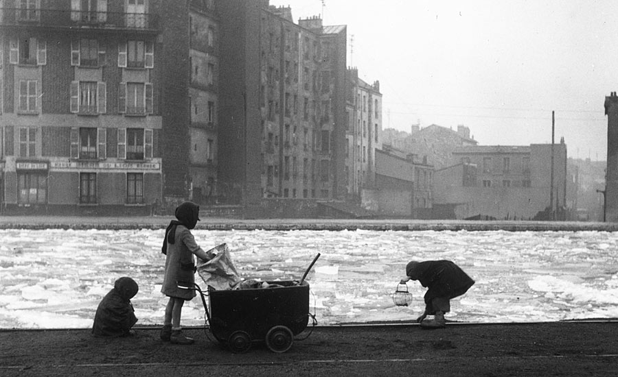 Robert Doisneau -  Les glaneurs